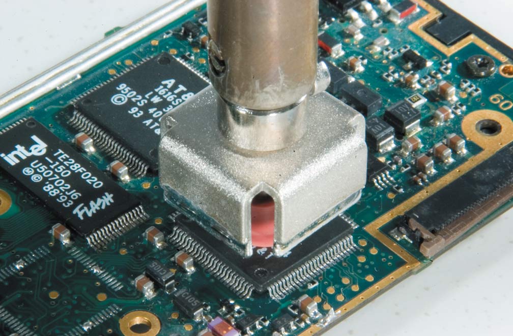 PACE 6993-0213. Вакуумный паяльник SX100 с подставкой и наконечником 1121-0931 (черный разъем)